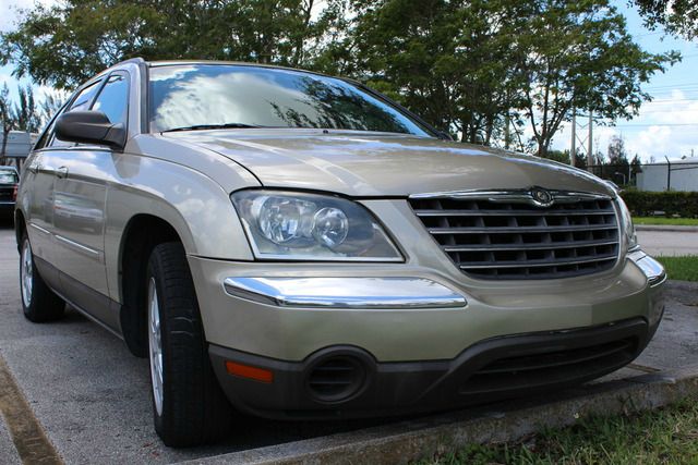 2005 Chrysler Pacifica (value Line)