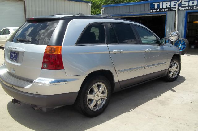 2005 Chrysler Pacifica (value Line)
