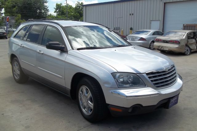 2005 Chrysler Pacifica (value Line)