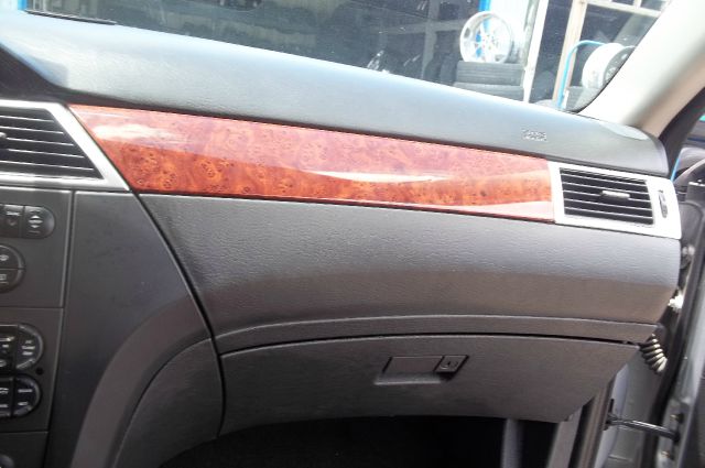 2005 Chrysler Pacifica (value Line)