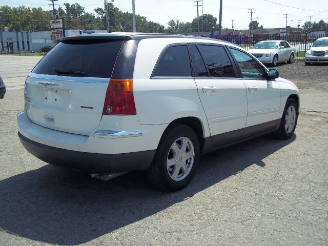 2005 Chrysler Pacifica GT Premium