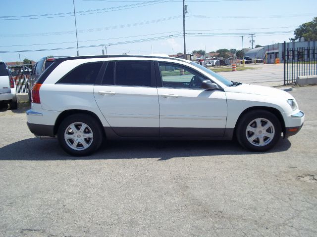 2005 Chrysler Pacifica GT Premium