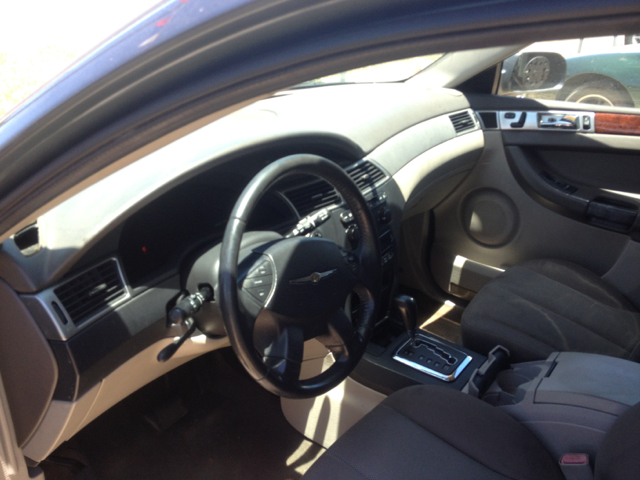 2005 Chrysler Pacifica EX - DUAL Power Doors