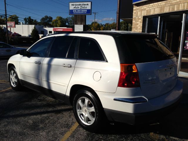 2005 Chrysler Pacifica GT Premium