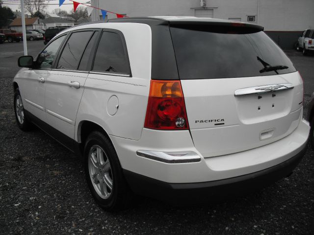 2006 Chrysler Pacifica GT Premium