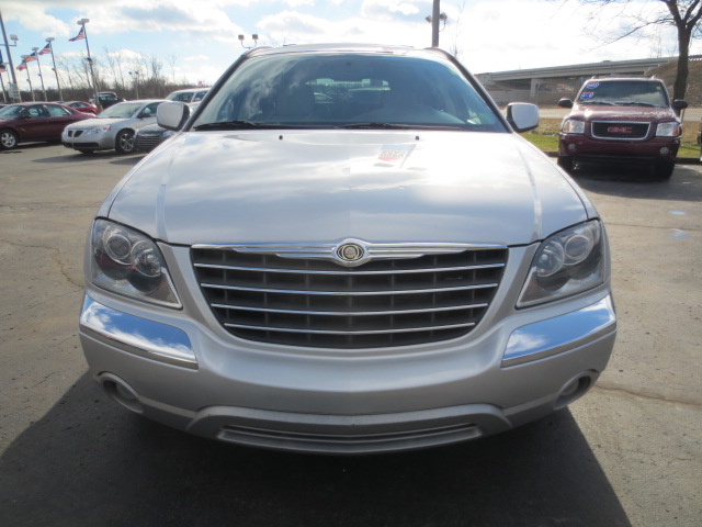 2006 Chrysler Pacifica SLT 25