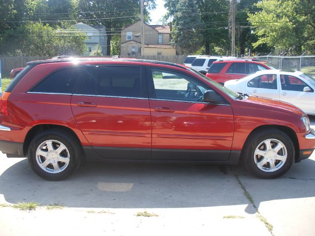 2006 Chrysler Pacifica Unknown