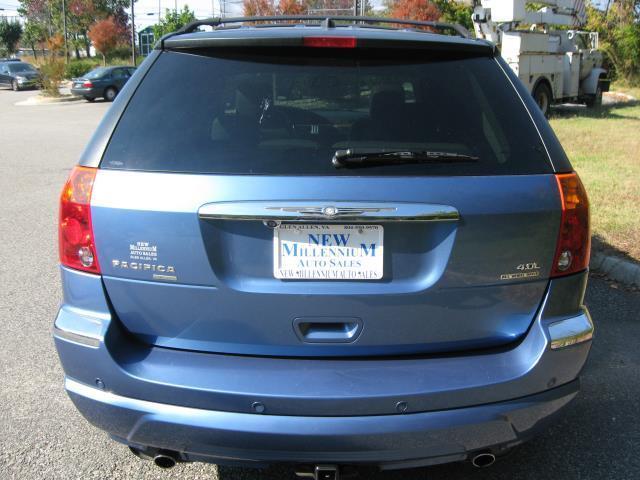 2007 Chrysler Pacifica Unknown