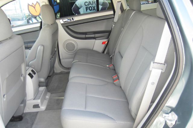 2007 Chrysler Pacifica LS Flex Fuel 4x4 This Is One Of Our Best Bargains