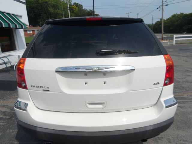 2007 Chrysler Pacifica 29