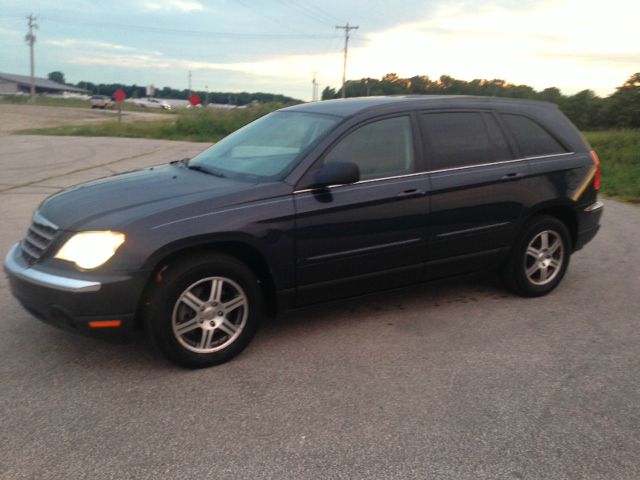 2007 Chrysler Pacifica (value Line)