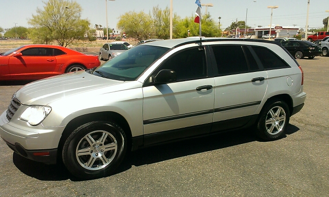 2008 Chrysler Pacifica Touring W 6 Disc