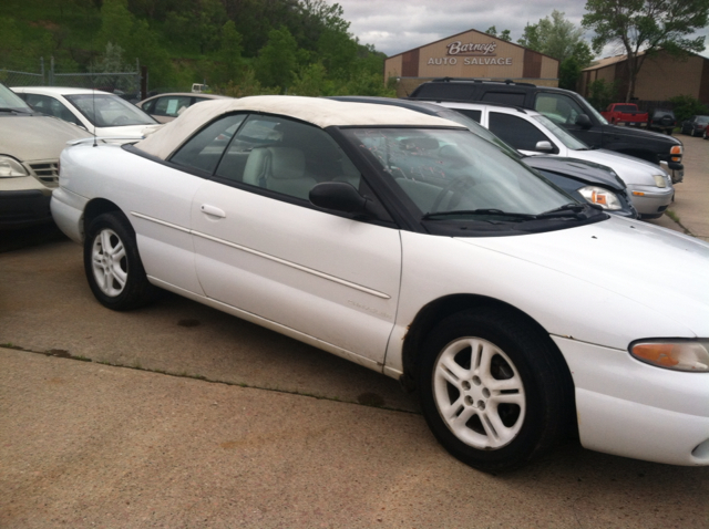 1997 Chrysler Sebring Crew Cab LS 2WD