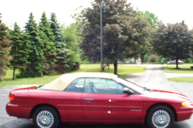 1998 Chrysler Sebring Crew Cab LS 2WD
