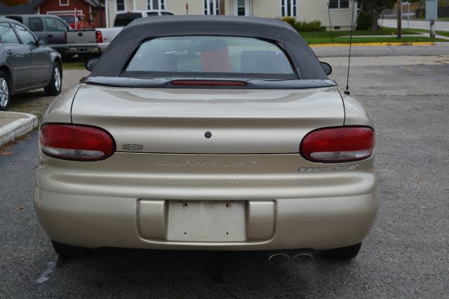 1999 Chrysler Sebring Crew Cab LS 2WD