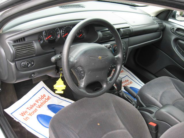 2003 Chrysler Sebring CREW CAB Lariet