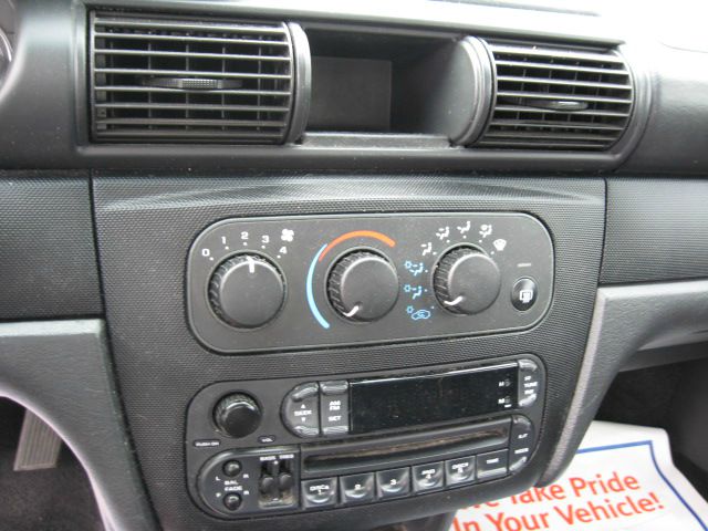 2003 Chrysler Sebring CREW CAB Lariet