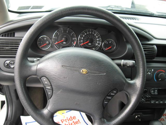2003 Chrysler Sebring CREW CAB Lariet