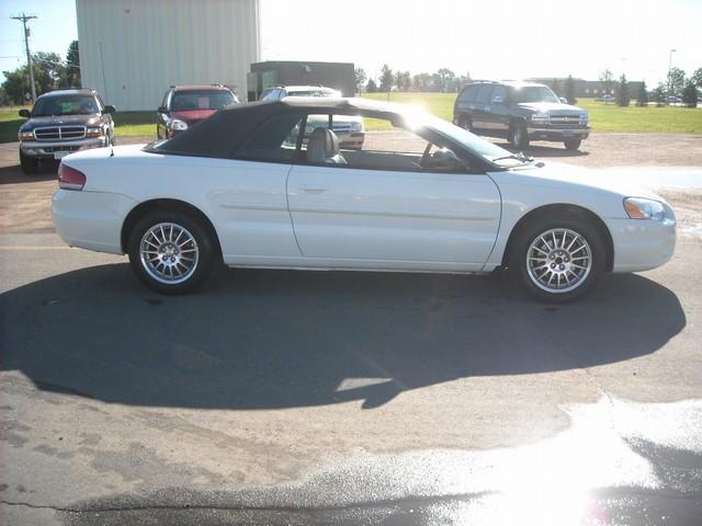 2004 Chrysler Sebring S Sedan Under FULL Factory Warranty