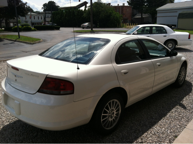 2004 Chrysler Sebring Ext Cab 125.9 WB