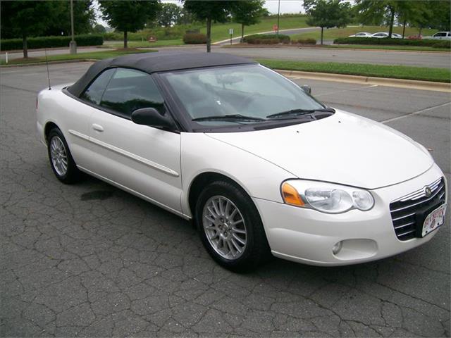 2004 Chrysler Sebring Unknown