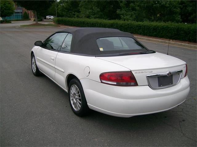 2004 Chrysler Sebring Unknown