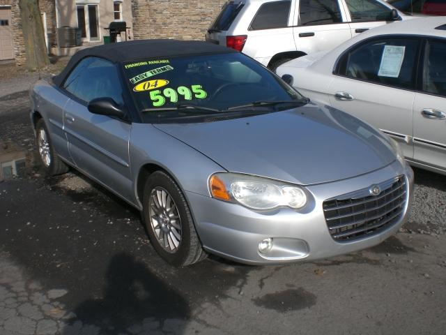 2004 Chrysler Sebring Platinum Edition W/ Navires