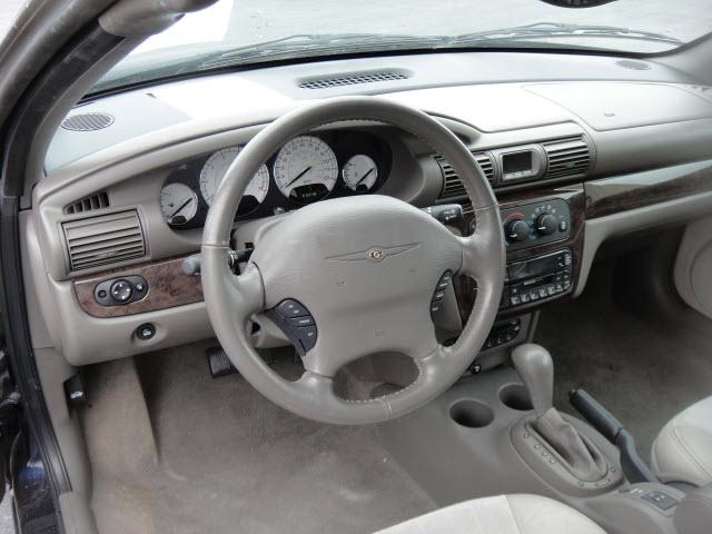 2004 Chrysler Sebring SLT 25