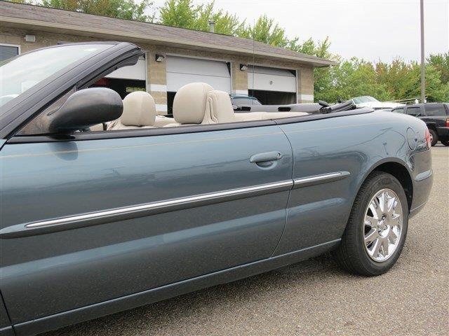 2005 Chrysler Sebring SLT 25