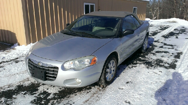 2005 Chrysler Sebring SLT Quad Cab Long Bed 4WD