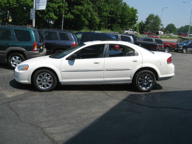 2005 Chrysler Sebring 4dr Sdn GXE Auto