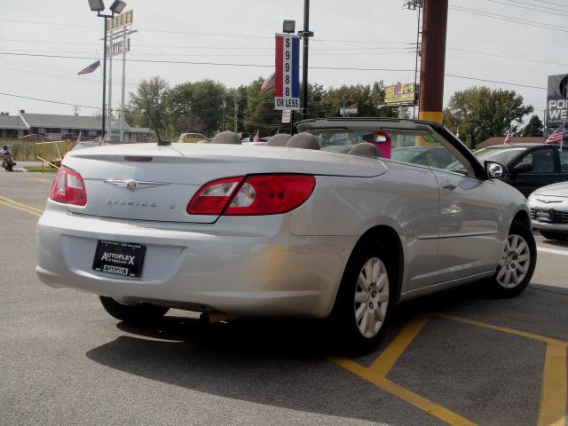 2008 Chrysler Sebring W/ Navigation