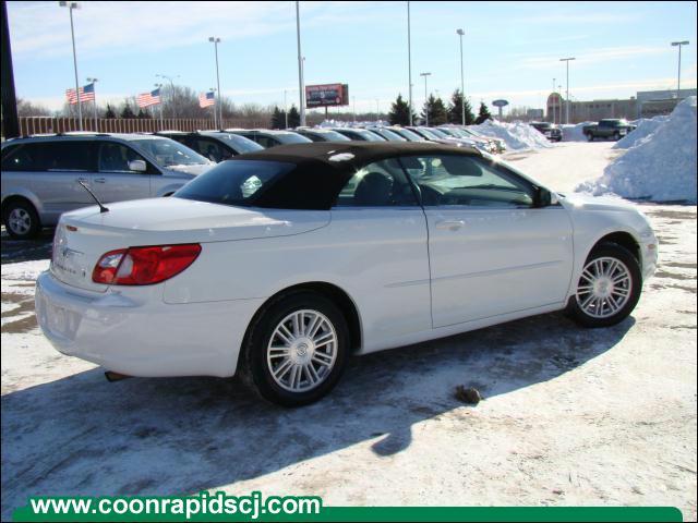 2008 Chrysler Sebring Unknown