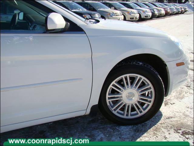 2008 Chrysler Sebring Unknown