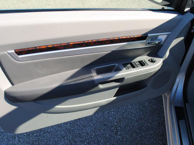 2008 Chrysler Sebring SLT 25