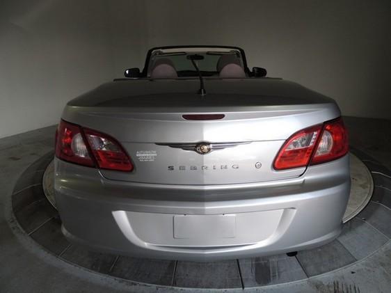 2008 Chrysler Sebring Unknown