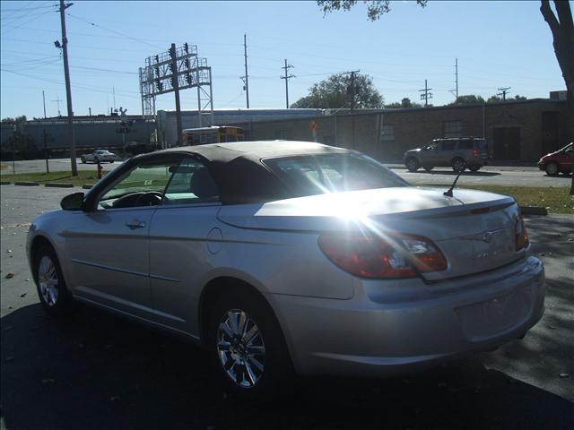 2008 Chrysler Sebring Elk Conversion Van