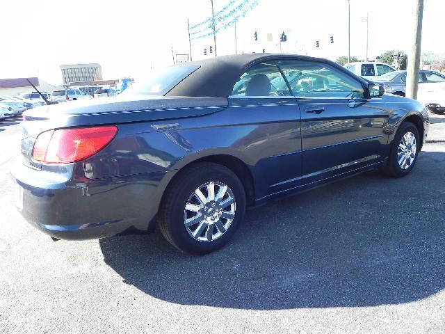 2008 Chrysler Sebring Unknown