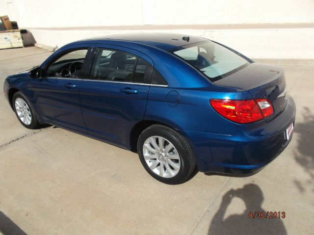 2010 Chrysler Sebring Sle25004x4