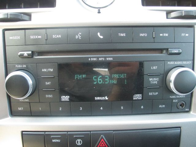 2010 Chrysler Sebring HD LS 4X4