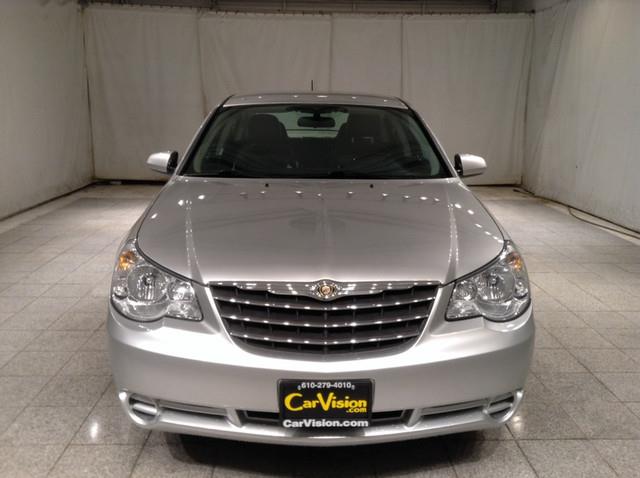 2010 Chrysler Sebring 4dr Quad Cab 131 WB 4WD Sport