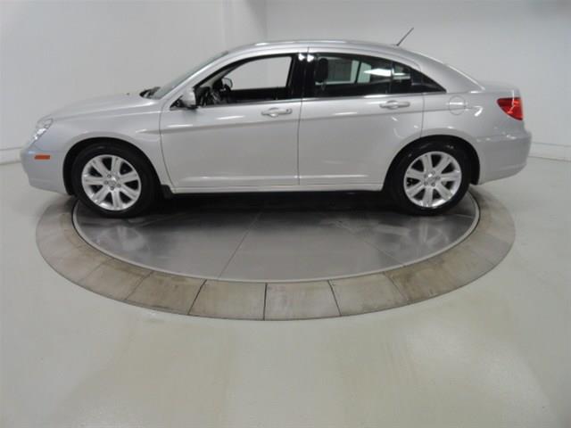 2010 Chrysler Sebring SLT 25