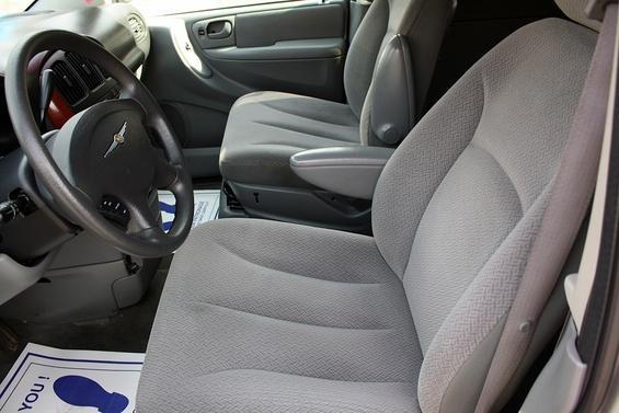 2007 Chrysler Town Unknown