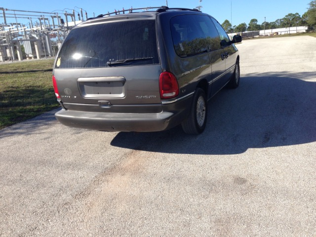1997 Chrysler Town and Country Elk Conversion Van