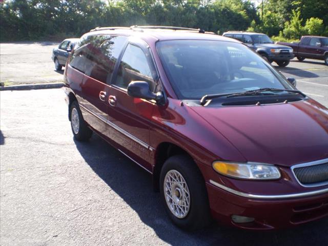 1997 Chrysler Town and Country Quad Coupe 3
