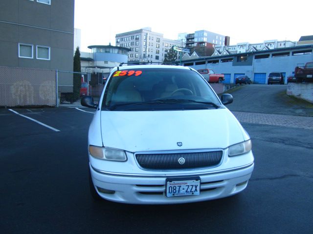 1997 Chrysler Town and Country H6 L.L. Bean
