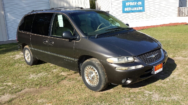 1998 Chrysler Town and Country S Sedan Under FULL Factory Warranty