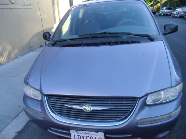 1998 Chrysler Town and Country Elk Conversion Van