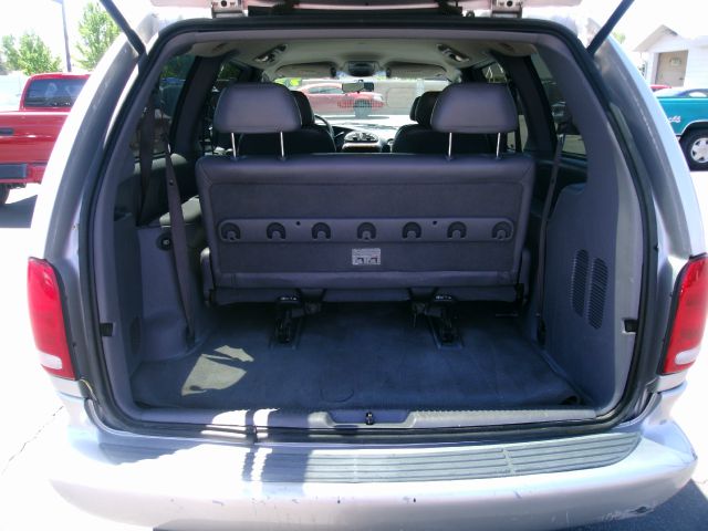1999 Chrysler Town and Country Quad Coupe 3