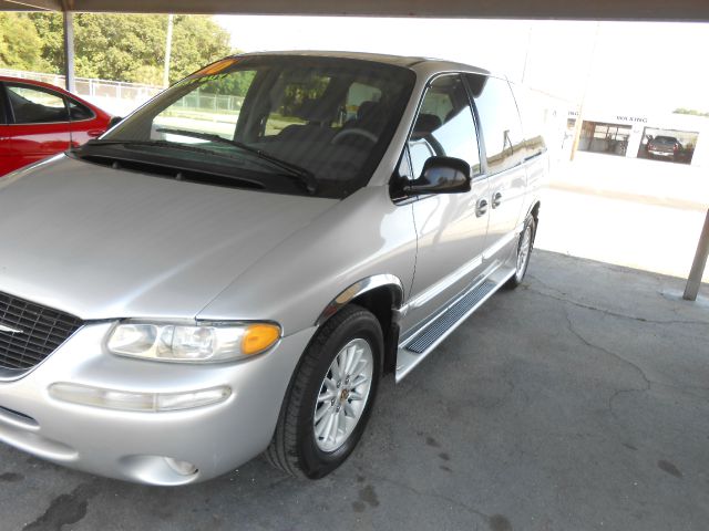 2000 Chrysler Town and Country Elk Conversion Van
